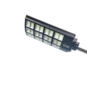 Lampione Solare Tutto in Uno Senza Alimentazione Esterna, Lampada LED Verde Resistente alle Intemperie per Città e Zone Rurali - Product Image 3