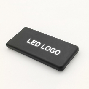 Les banques d'alimentation sans fil Slim rABS de vente chaude allument la banque d'alimentation 10000mAh intégrée au <span class=keywords><strong>chargeur</strong></span> à <span class=keywords><strong>induction</strong></span> 5W - Product Image 3