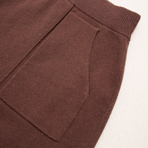 Nouveauté 2025 Jupe Mi-Longue/Maxi Marron en Maille de Qualité Supérieure pour Femme Vente en Gros sur Mesure Élégante Vintage Coupe Droite Douce et Confortable Tenue de Bureau Quotidienne - Product Image 3