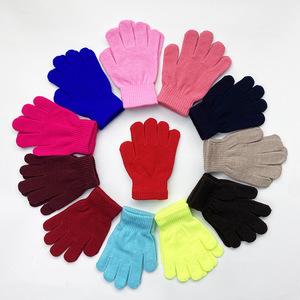 Sarung Tangan Pelajar Warna Solid Tahan Dingin dan Hangat untuk Musim Dingin, Wol Mink untuk Bersepeda, 26 Pasang Per Set, Penjualan Langsung Pabrik dan Grosir - Product Image 5