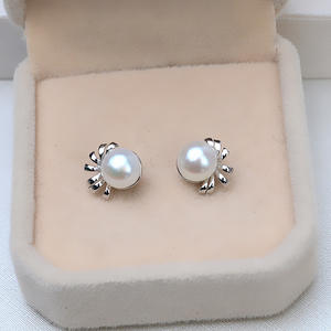 Boucles d'oreilles en argent S925 mat givré en forme de C avec perle de luxe 8-11 pour femme 5654, boucle d'oreille haut de gamme, sensation de luxe - Product Image 3