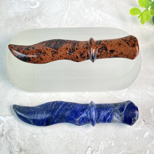 Cuchillo de Obsidiana de Cristal Natural Tallado a Mano al por Mayor, Modelo de Espada Malaya, Decoración Única de Estilo Feng Shui, Regalo - Product Image 6