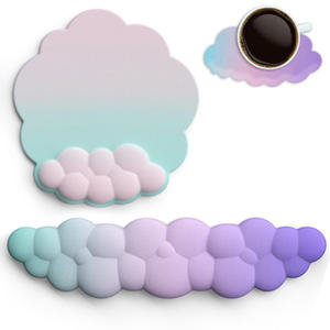 Aangepaste Gradiënt Kleur Wolk Vorm Ergonomisch Toetsenbord Polssteun Traagschuim Zachte Wolk Muismat Pu Antislip Base Work Mouse - Product Image 3