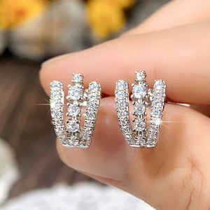 Orecchini a Clip Semplici per Donne, Accessori Moda per Uso Quotidiano, Ideali per Outfit Casual e Regalo - Product Image 4