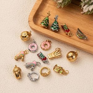 Emaille Vakantie Leuke Charme | 18K Pvd Goud Roestvrijstalen Diy Hanger: Kerstboom, Rolschaats, Donut, Eikel En Frietjes - Product Image 3