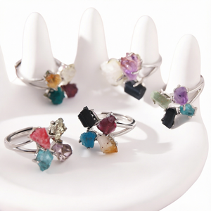 XH Vintage Bagues ouvertes ajustables à quatre griffes en quartz brut et cristaux mélangés, bijoux fantaisie pour femmes, vente en gros - Product Image 1