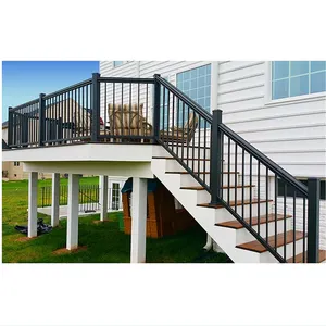 Özelleştirilmiş toz kaplı galvanizli çelik çit panelleri açık güvenlik gizlilik alüminyum balkon korkuluğu merdiven çit