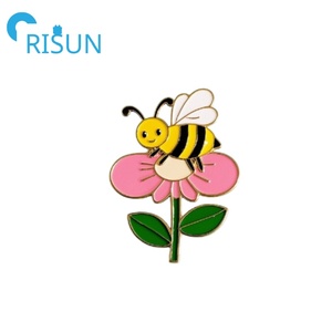 Spille Distintive a Forma di Insetto Cartoonesco, Ape dell'Apiario in <span class=keywords><strong>Smalto</strong></span> <span class=keywords><strong>Giallo</strong></span>, Vibrante Spilla 'Wee Bee Kind', Graziose Spille a Forma di Animali - Product Image 6