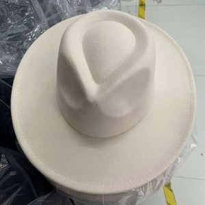 Chapeaux Fedora à large bord tendance pour femmes et hommes, collection automne-hiver, personnalisables pour les fêtes - Product Image 3