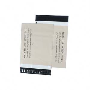 Sobres Impermeables Autoadhesivos, Bolsas de Envío Blancas y Beige con Logotipo Personalizado, Bolsas de Correo para Paquetería - Product Image 3