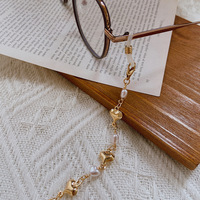 Nouvelle Chaîne de Lunettes Rétro Élégante et Douce en Résine Perle Cœur, Dorée, Luxe Léger, pour Femmes, à Porter autour du Cou