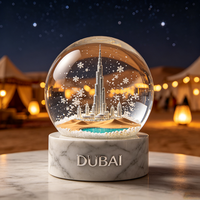 Globe à neige de Noël de luxe Dubaï Burj Khalifa, base en marbre personnalisée, résine, souvenir touristique, décoration, cadeau d'affaires, globe à neige personnalisé