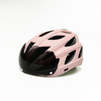 Casque de cyclisme VTT casque de sécurité léger et durable avec lunettes magnétiques détachables pare-soleil amovible