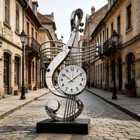 Sculpture Horloge Musicale Moderne Personnalisée en Acier Inoxydable Poli, Statue Artistique Clé de Sol Résistante aux Intempéries pour Espaces Publics Extérieurs