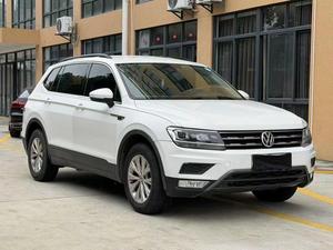 Voiture d'occasion <span class=keywords><strong>pas</strong></span> chère Volkswagen <span class=keywords><strong>Tiguan</strong></span> L modèle 2017 330TSI automatique à deux roues motrices version élégante expédiée immédiatement - Product Image 4