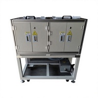 Alimentateur à ressort vibrant avec disséminateur de conception propre pour une alimentation automatique sans causer de dommages.