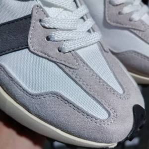 รองเท้า Putian รุ่น <span class=keywords><strong>MS327</strong></span> สไตล์เรโทรลำลอง รองเท้ากีฬาวิ่งผ้าใบแบบผูกเชือก ระบายอากาศได้ดี รุ่นยูนิเซ็กส์ รุ่นสูง <span class=keywords><strong>NB</strong></span> - Product Image 4