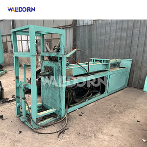 Machine de recyclage automatique de pneus à moteur haute productivité pour pneus de voiture, capacité de 200 kg/h à 3000 kg/h - Product Image 3