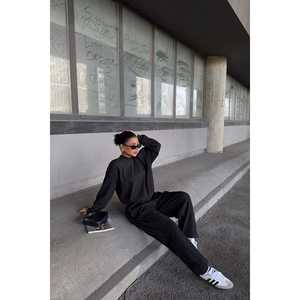 Ensemble de costume noir Albinia pour femmes - Product Image 3