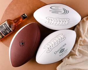 Ballon <span class=keywords><strong>de</strong></span> football américain personnalisé avec logo, cadeau pour le témoin, porte-alliances <span class=keywords><strong>de</strong></span> mariage, ornement fait main, taille 9, cuir PU <span class=keywords><strong>de</strong></span> haute qualité - Product Image 3