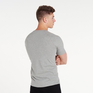Camiseta Básica para Hombre 2026, Corte Ajustado con Hombros Caídos, 100% Algodón, Logotipo Estampado, Estilo Casual Urbano, Dobladillo Curvo, Tejido de Punto, Camiseta Básica para Hombre - Product Image 2