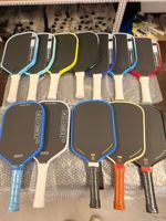 Raquette de pickleball professionnelle de style identique à celui des grandes marques, 5e génération, en fibre de carbone T700 pressée à chaud avec protection de bord en TPU 16 mm