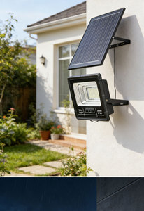 ไฟสปอร์ตไลท์ LED พลังงานแสงอาทิตย์ 300W 6000K IP66 ได้รับการรับรองมาตรฐาน CE Ra80 มุมลำแสง 120 องศา พร้อมรีโมทคอนโทรล ตัวเรือน ABS สำหรับให้แสงสว่างในสวน - Product Image 4
