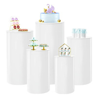Boîte de présentation cylindrique transparente en acrylique moderne à fond creux pour mariages, festivals, support de présentation blanc porcelaine de style moderne