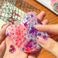 Jouet anti-stress amusant en silicone de 6 cm pour éclater les boutons et les points noirs, en forme de chat, d'ours, de pomme ou carré, pour soulager le stress