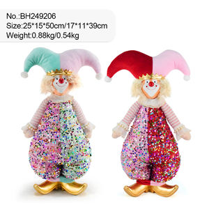 ของตกแต่งบ้านงานฝีมือประณีตใหม่ปี 2026 ของขวัญคริสต์มาส ตุ๊กตาโจ๊กเกอร์ผ้าพลัฌสีแดง ของสะสมวันวาเลนไทน์ ประดับเลื่อมลายตัวตลก - Product Image 5