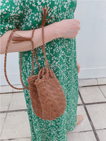 Bolso de Mano para Mujer, Diseño 2025, Tejido en Cuero, Tipo Cubo, Piel de Vacuno, Diseño en Cuero Genuino