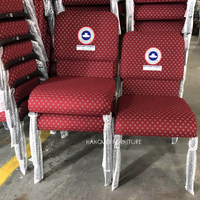 Chaises d'église empilables rouges en gros au Kenya, sièges de chaire à structure métallique, chaises de pasteur pour théâtres et auditoriums