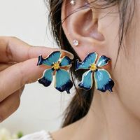 Boucles d'oreilles vintage bleu iris, style rustique et émail, boucles d'oreilles fleur exagérées, bijoux tendance pour femmes