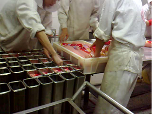 เครื่องตัดไส้แฮมรมควันสายการผลิตไส้กรอกแฮมแบบสมบูรณ์ - Product Image 2