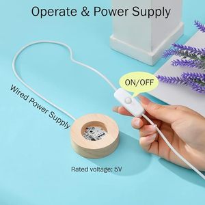 Lampe de nuit LED blanc chaud en verre cristal transparent avec système solaire 3D, avec base en bois à commande tactile et prise secteur - Product Image 2