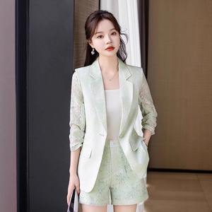 Women's Green Lace Suit Set Summer Lightweight Breathable Shorts Two Piece Casual Jacket With Floral Pattern - Product Image 5