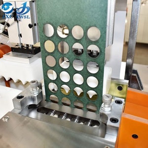 Vente directe du fabricant, batterie au lithium 18650, collage automatique de papier isolant, collage de batterie, tri des cellules, trieuse - Product Image 5