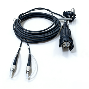 Adaptateur de fibre optique à 2 cœurs série CYGT <span class=keywords><strong>YZA</strong></span>, connecteur en laiton et ABS pour environnements automobiles difficiles - Product Image 1