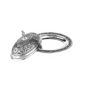 Magnifique becquet à beurre en argent, design raffiné, en métal de qualité supérieure, à prix abordable. - Product Image 1