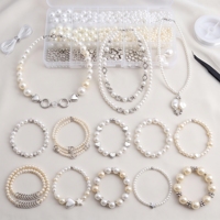 Kit de fabrication de bijoux en perles imitation nacre blanches de 4 à 10 mm avec perles entretoises en forme de cœur et d'étoile pour bracelets et colliers DIY