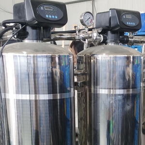 Système d'osmose inverse pour hôtel de luxe avec <span class=keywords><strong>adoucisseur</strong></span> et machine de purification d'eau, unité de réservoir FRP de 1 tonne par heure - Product Image 4