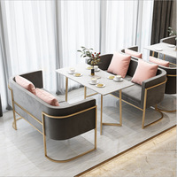 Mobilier commercial moderne Tables de salle à manger et canapés en velours rose et doré Ensemble de fauteuils pour cafés et restaurants Tissu