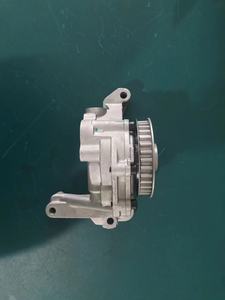 L'usine vente chaude de la <span class=keywords><strong>pompe</strong></span> à <span class=keywords><strong>huile</strong></span> de haute qualité 03L115105B <span class=keywords><strong>pompe</strong></span> à <span class=keywords><strong>huile</strong></span> moteur pour VAG - Product Image 4