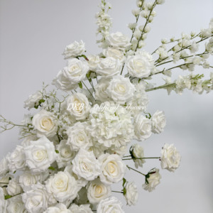 Arco de Flores Artificiales de Seda Blanca Personalizado DKB para Decoración de Entrada de Bodas con 6-7 pies de Altura - Product Image 6