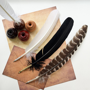 Série de Noël - <span class=keywords><strong>Plume</strong></span> d'oie naturelle - <span class=keywords><strong>Stylo</strong></span> à <span class=keywords><strong>plume</strong></span> artisanal vintage - <span class=keywords><strong>Stylo</strong></span> à <span class=keywords><strong>plume</strong></span> personnalisé - Product Image 1