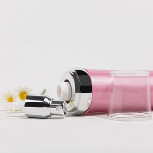 ขวดสเปรย์อะคริลิคทรงกระบอกขนาด 120 มล. แบบกำหนดเอง พร้อมฝาพ่นละอองละเอียด สำหรับบรรจุภัณฑ์เครื่องสำอางสำหรับเดินทาง ขายส่ง - Product Image 3