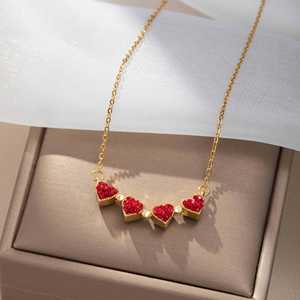 Collar de Trébol de Acero Inoxidable XL147 - Cadena de Titanio con Brillo Eterno, Delicado Regalo para Mujer, Joyería Hipoalergénica - Product Image 5