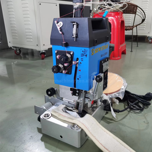 Mini machine à broder et à coudre polyvalente, robuste et durable, pour surjeter les tapis, en vente - Product Image 3