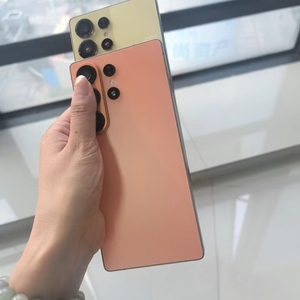 Téléphones portables 5G globaux S26 avec grande mémoire 8 Go + 128 Go, Android 16 Pro Max, écran 7,3 pouces, Deca Core, 108 MP, 144 Hz, ODM/OEM - Product Image 2