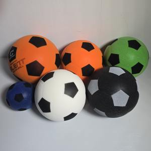 Balón de fútbol silencioso de espuma PU suave con superficie ranurada, juguete de aprendizaje de fútbol para interiores, personalizado OEM, venta al por mayor. - Product Image 6